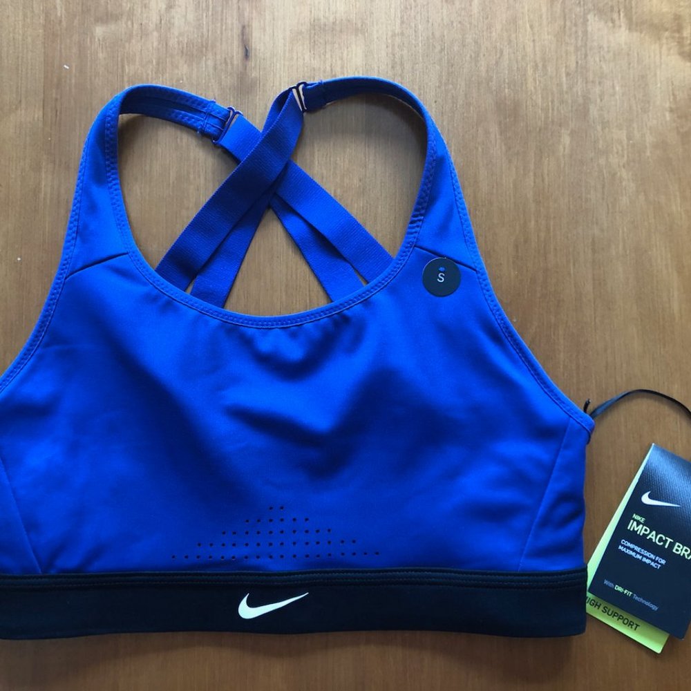Nike sports impact bra